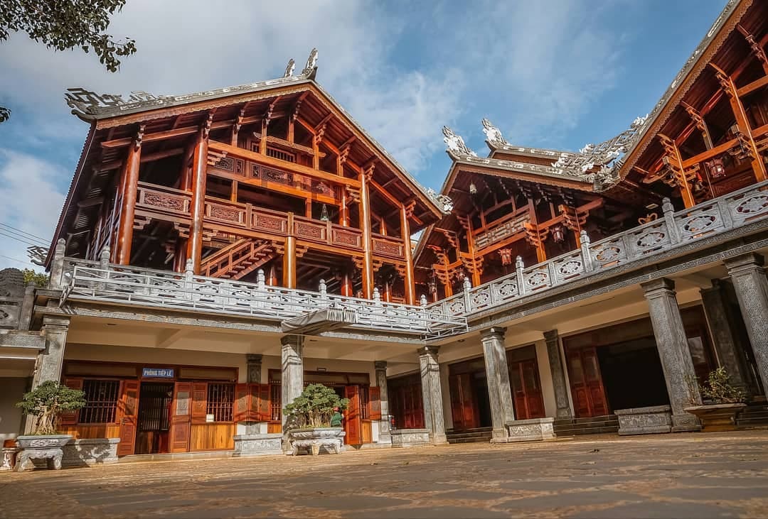Ngôi chùa cổ kính với thiết kế đẹp